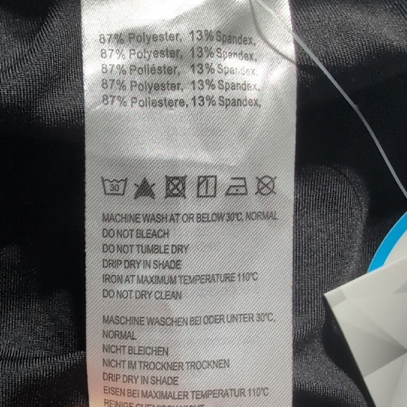 Baleaf Legging Womens Medium NWT Black Padded Cycling Athletic UPF 50+ Zip Ankle - Picture 4 of 12